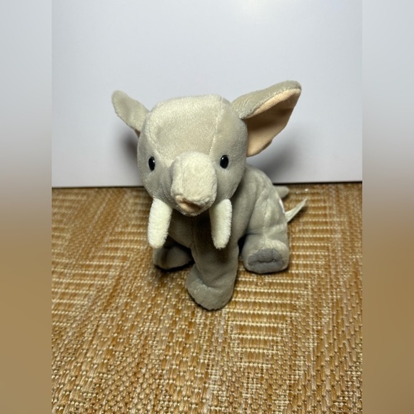 Barnum Animal Crackers Vintage 7" Elephant Stuffed Animal, Plush - Picture 2 of 9